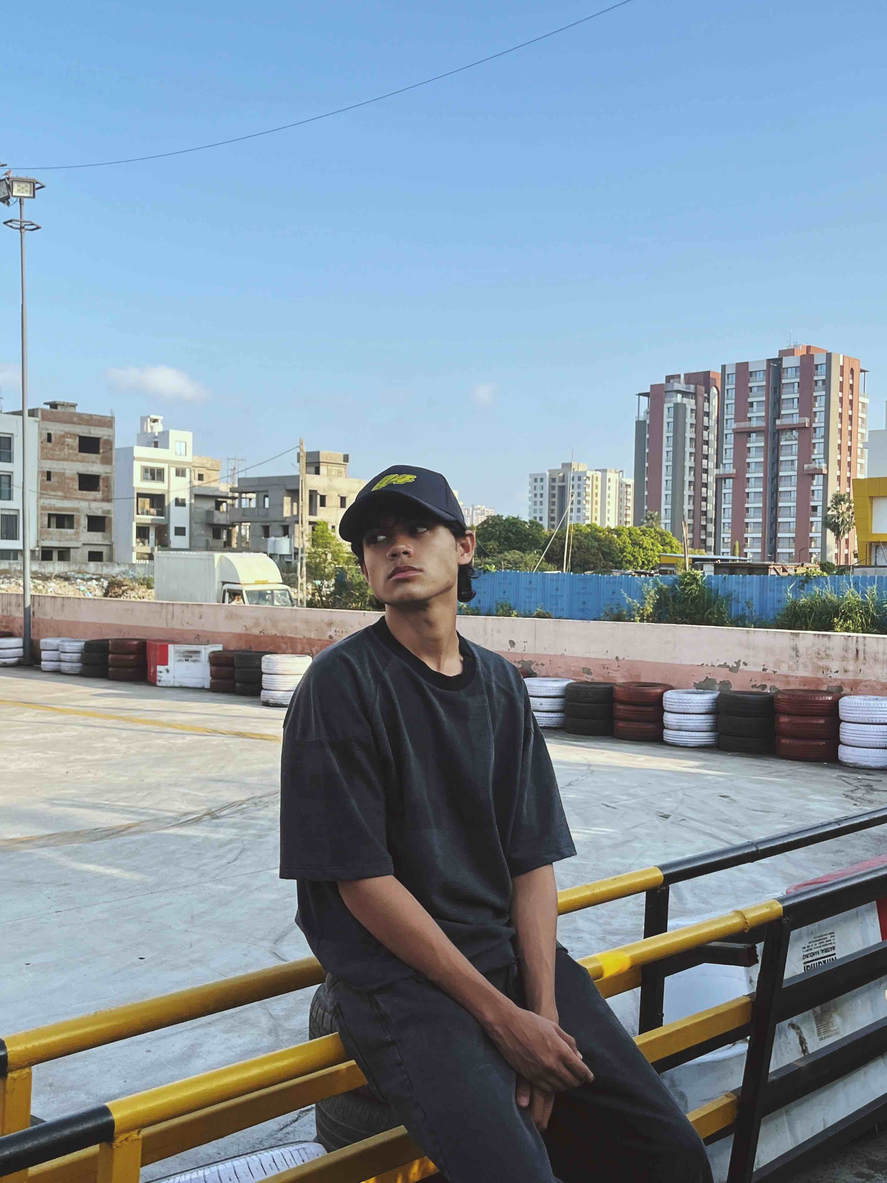 44 // Hamilton Grey Racing Baseball Cap